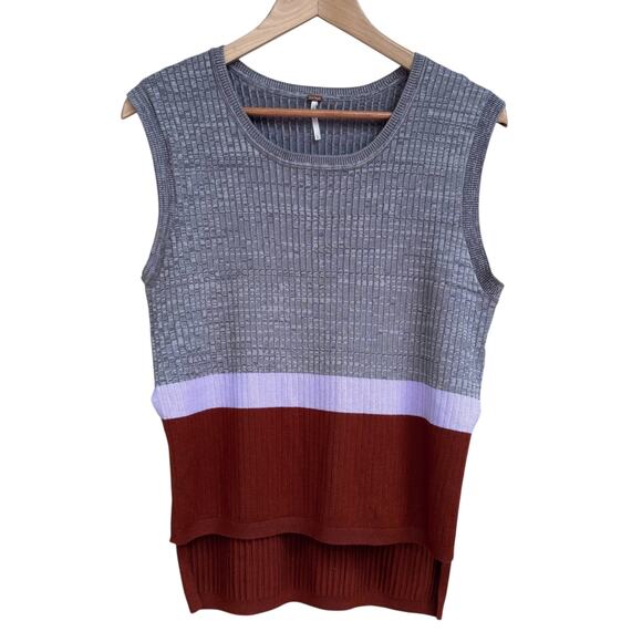 Free People Ribbed Knit Sweater Vest Size L Colorblock Side Slit High Low Hem - Picture 1 of 7